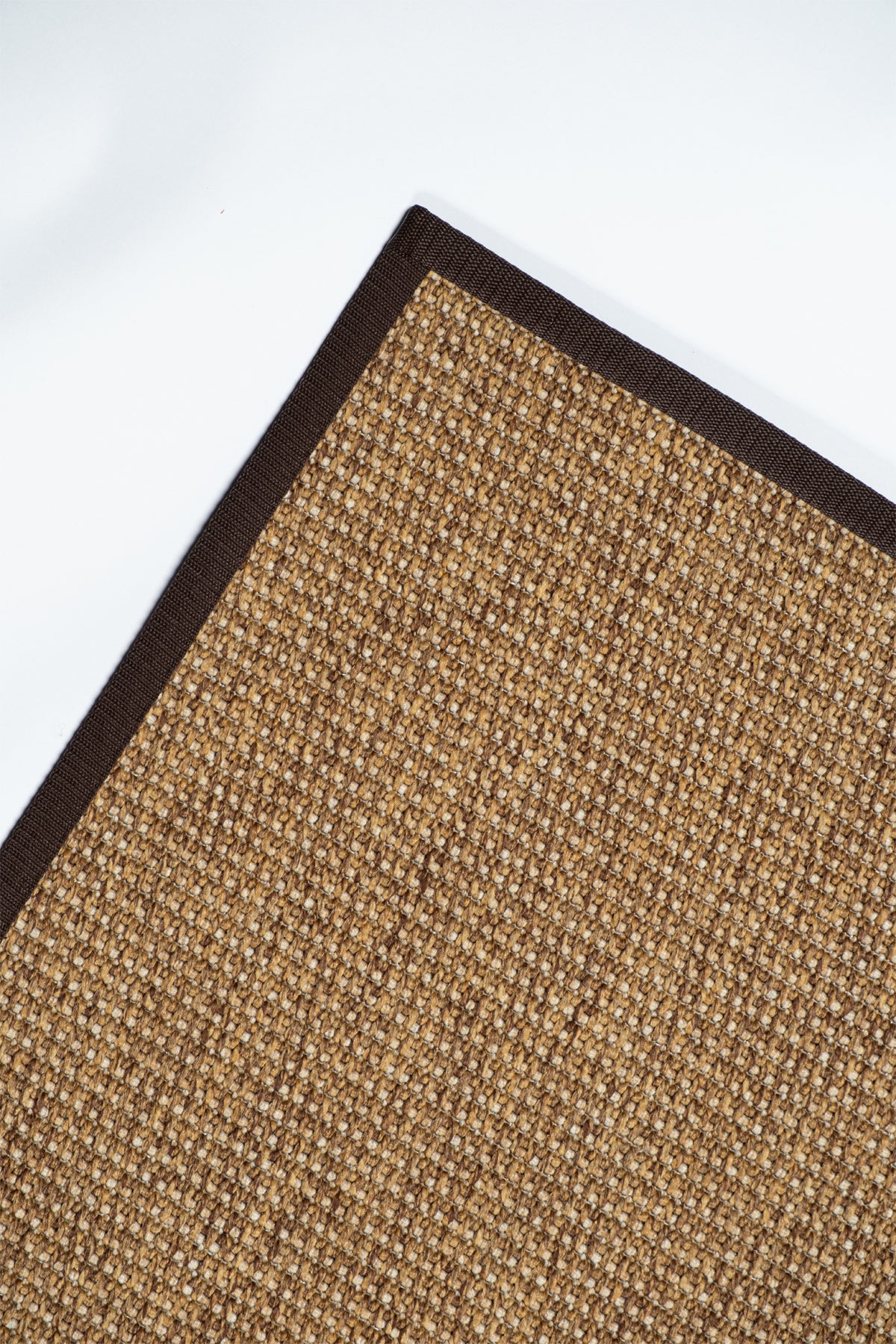 Suit SU05 Brown Piping 06 Dark Brown Natural Sisal Carpet