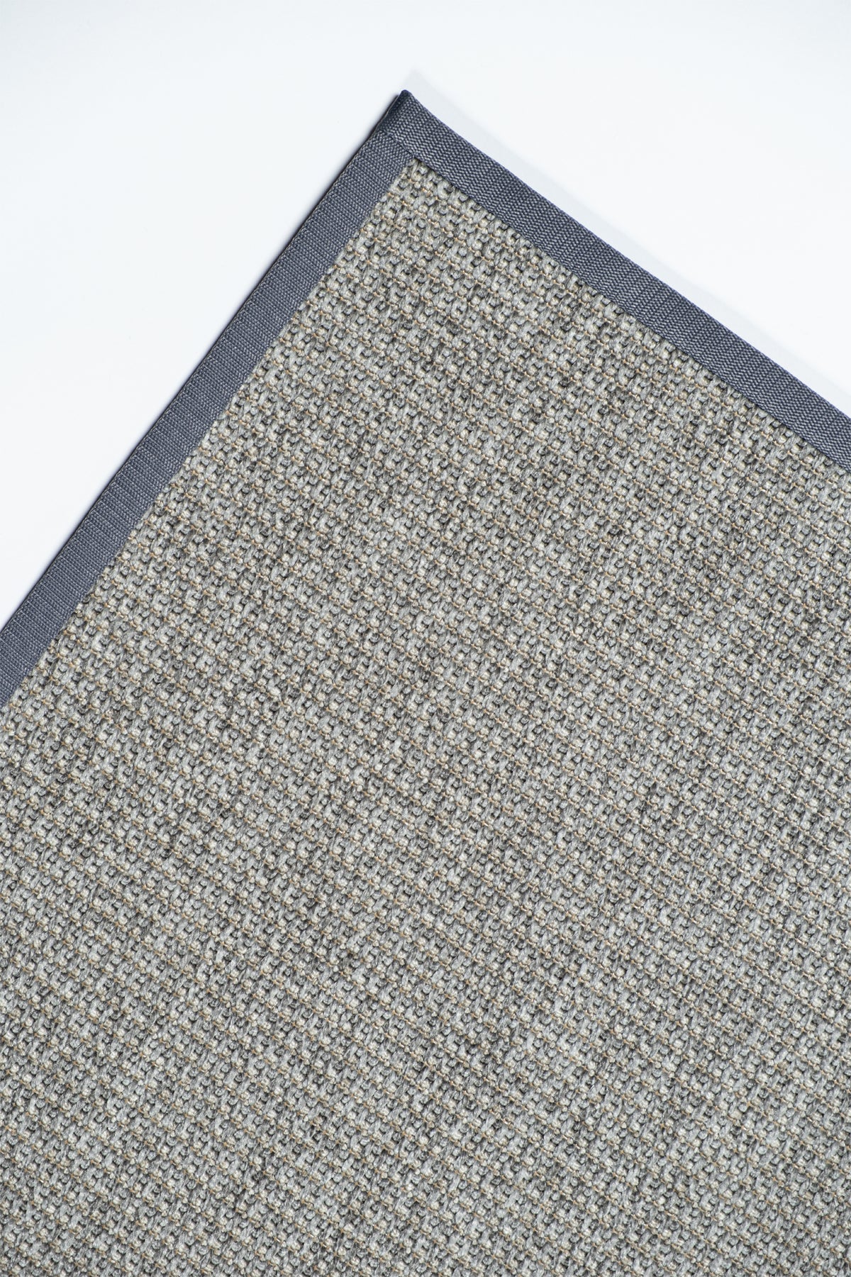 Suit SU02 Grey Biye 08 Anthracite Doğal Sisal Halı