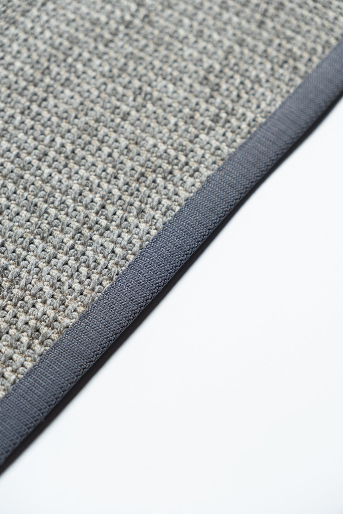 Suit SU02 Grey Biye 08 Anthracite Doğal Sisal Halı